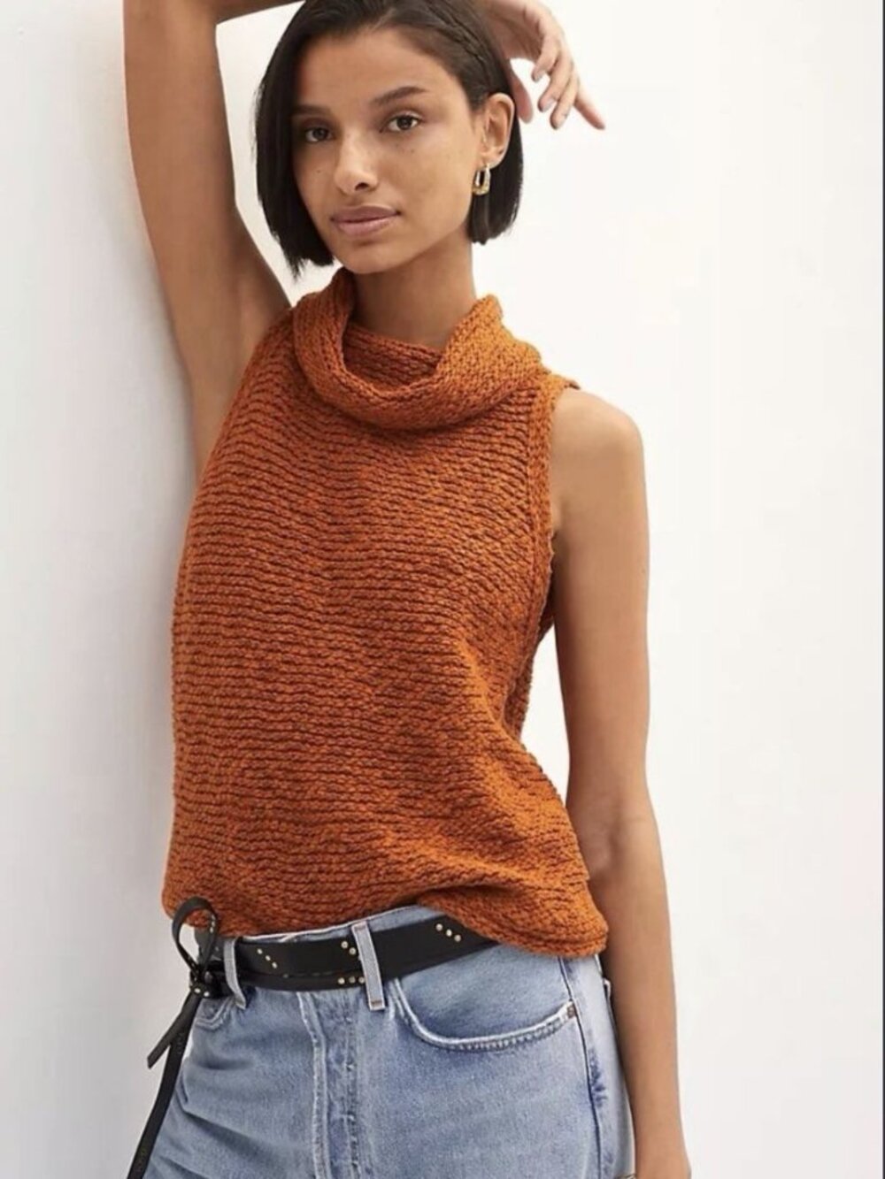 Pilcro Cowl Neck Sleeveless sweater Size Medium Burnt orange